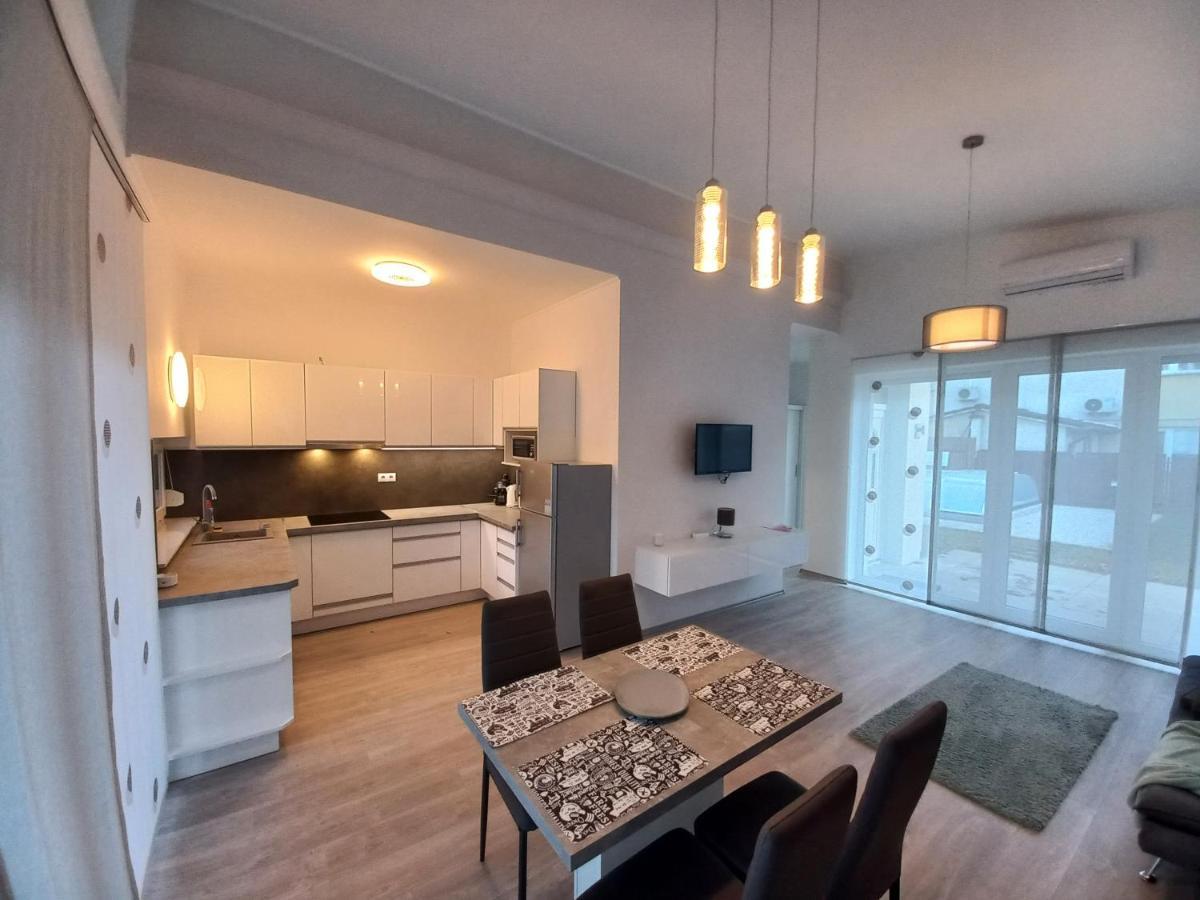 Villa Bori Siófok Exteriör bild